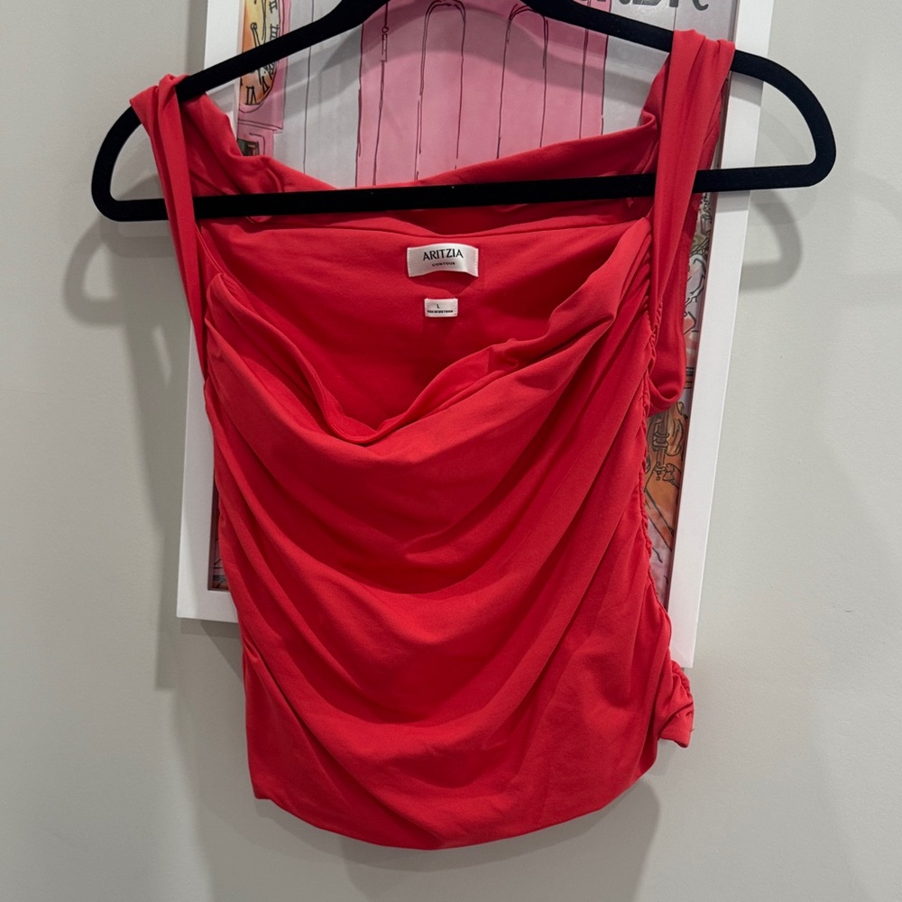 Contour top